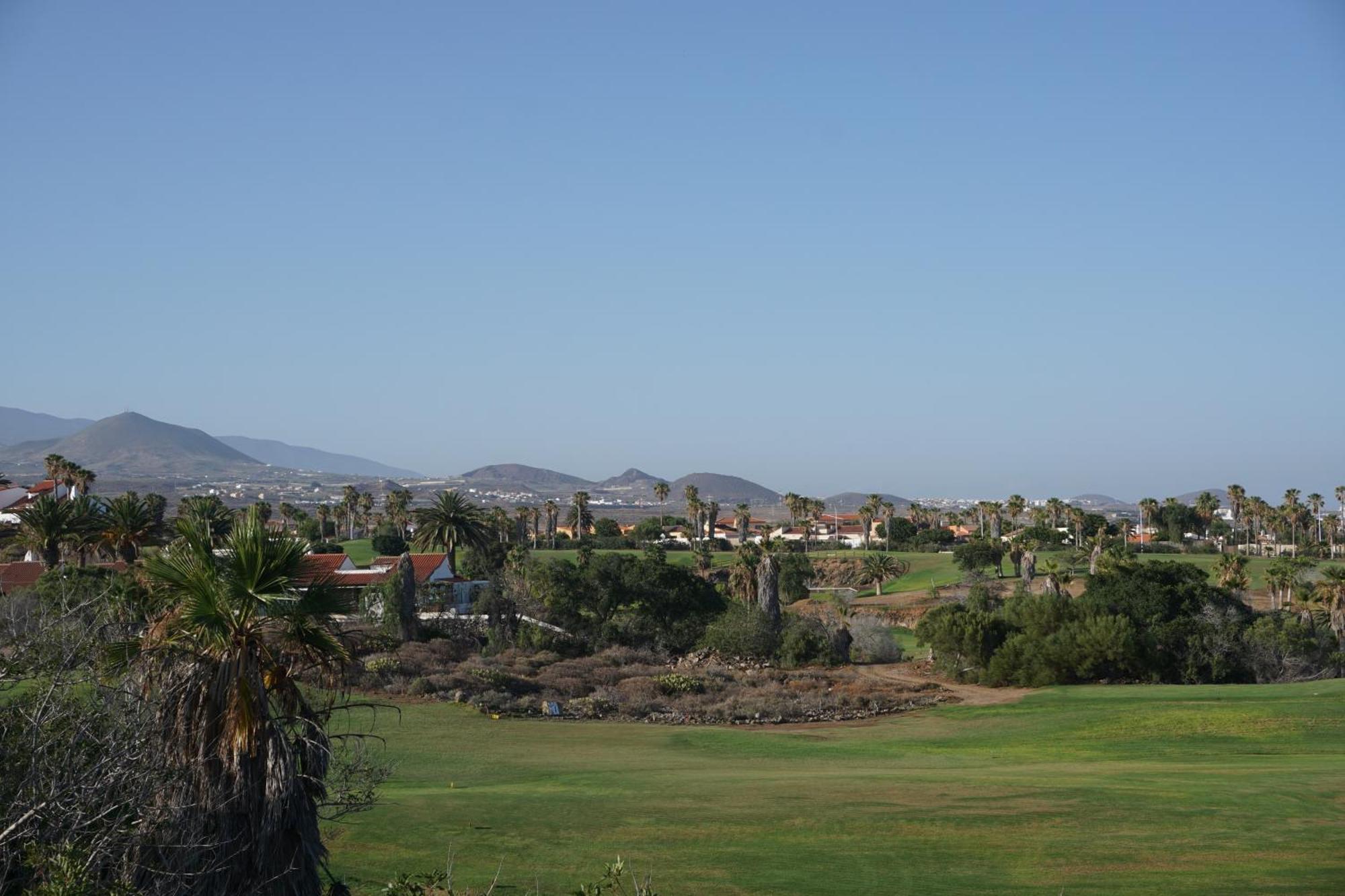 Golf Del Sur Apartment - Magnificent Panorama Of The Ocean, El Teide, And Montana Roja 圣米格尔德阿沃纳 外观 照片